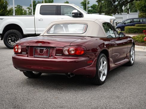 Used 2003 MAZDA MX-5 Miata LS RWD image 10