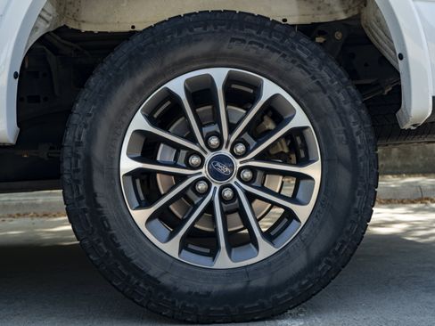Used 2020 Ford F150 Lariat AWD/4WD image 15