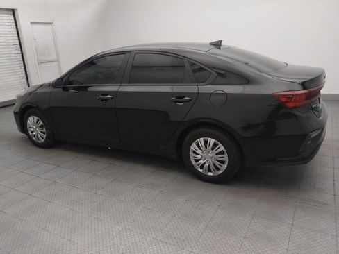 Used 2021 Kia Forte Sedan FWD image 3