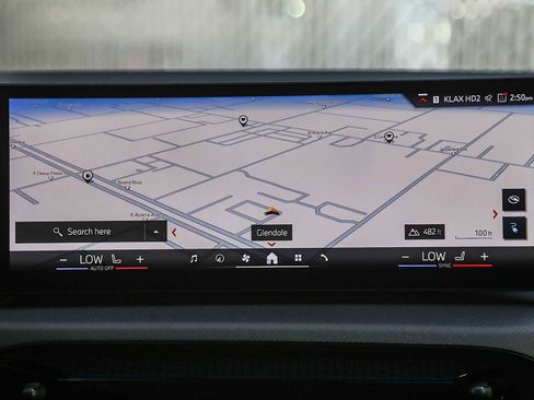 Used 2025 BMW i4 eDrive40 w/ Parking Assistance Package image 11