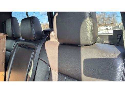 Used 2012 Ford F250 Lariat w/ Chrome Pkg image 7