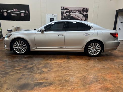 Used 2014 Lexus LS 460 AWD image 6