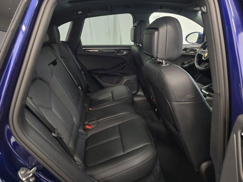 New 2026 Porsche Macan AWD/4WD image 25