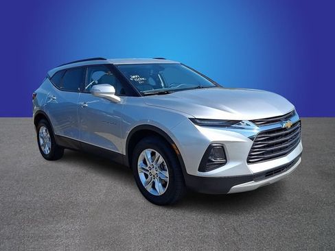 Used 2019 Chevrolet Blazer LT FWD image 3