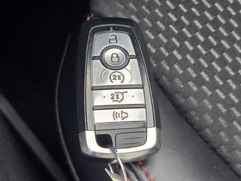 Certified 2023 Ford Escape ST-Line image 33