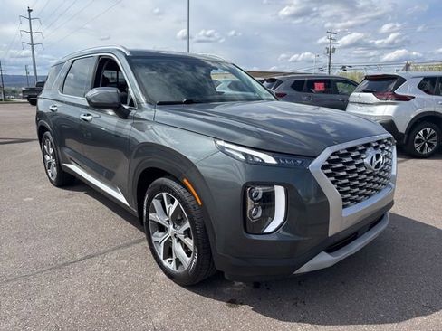 Used 2022 Hyundai Palisade SEL w/ Premium Package AWD/4WD image 3