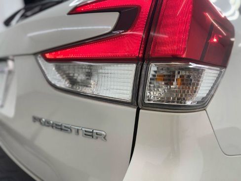 Used 2023 Subaru Forester Premium AWD/4WD image 37