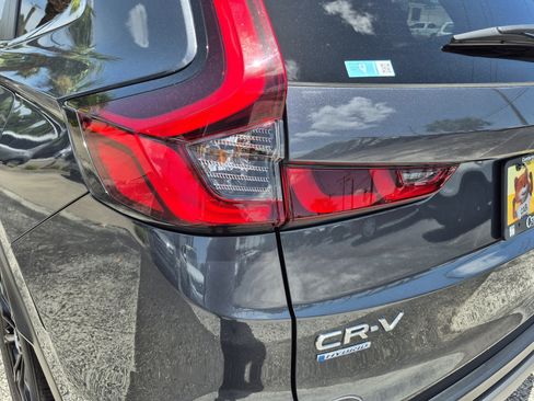 Used 2023 Honda CR-V Sport image 10