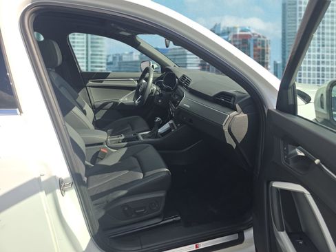 Used 2025 Audi Q3 2.0T Premium image 16