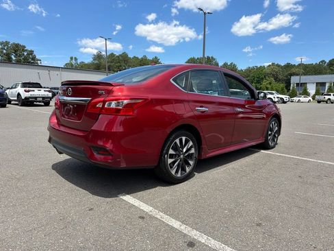 Certified 2017 Nissan Sentra SR FWD image 5