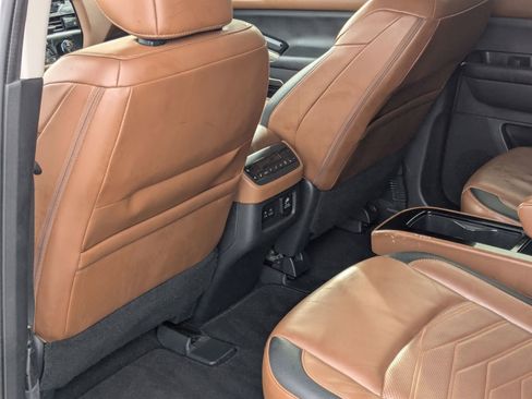 Certified 2023 Nissan Pathfinder Platinum image 25