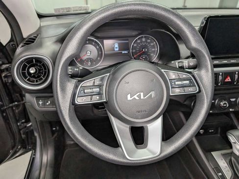 Certified 2023 Kia Forte LXS w/ LXS Technology Package FWD image 34