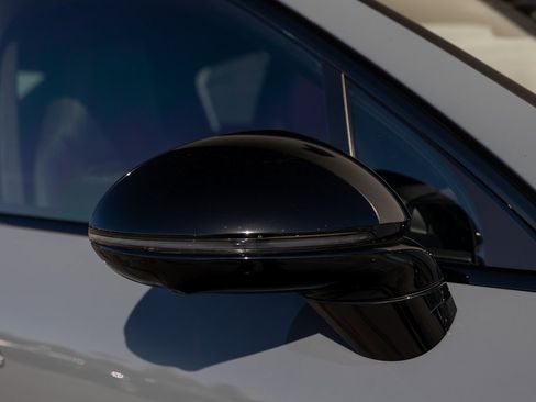 Certified 2025 Porsche Cayenne GTS image 28