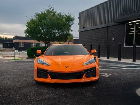 Used 2023 Chevrolet Corvette Z06 RWD image 5