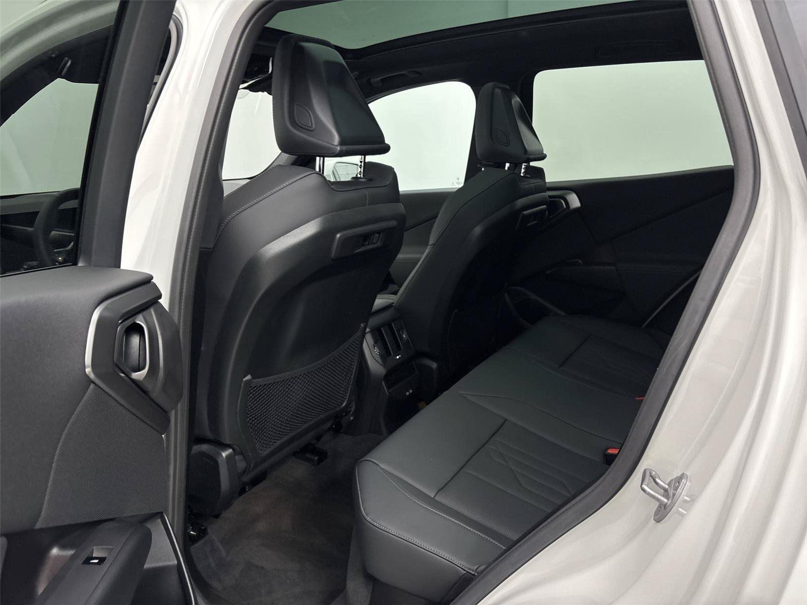 Used 2026 BMW X3 xDrive30i w/ Convenience Package AWD/4WD image 29