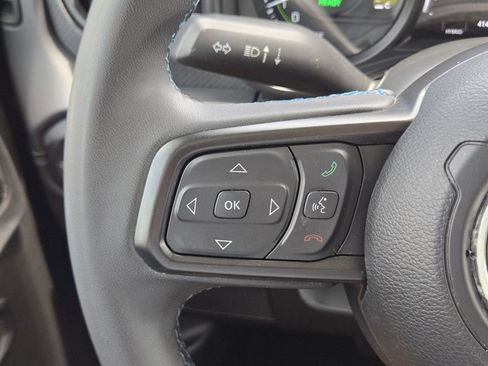 Used 2024 Jeep Wrangler Unlimited Rubicon 4xe AWD/4WD image 29