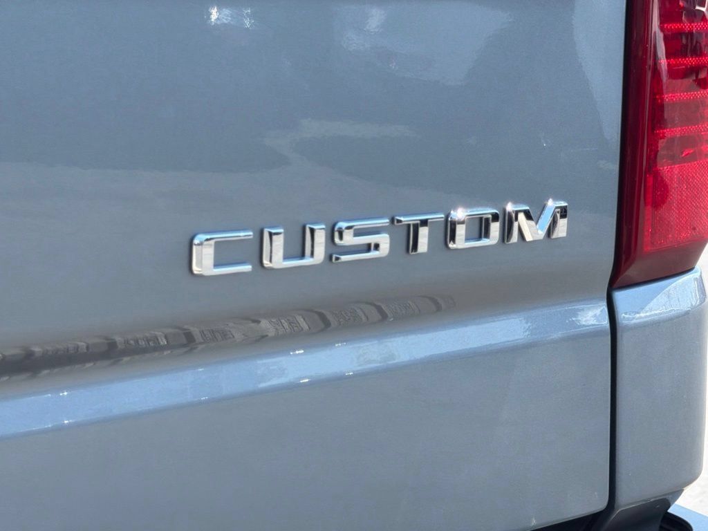 Used 2026 Chevrolet Silverado 1500 Custom AWD/4WD image 16