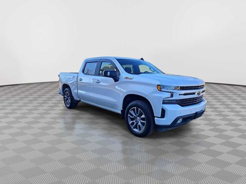 Used 2019 Chevrolet Silverado 1500 RST image 2