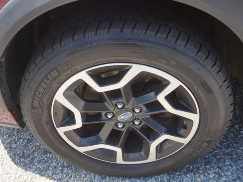 Used 2016 Subaru Crosstrek 2.0i Premium AWD/4WD image 9