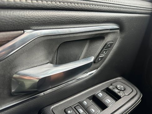 Used 2025 RAM 1500 Laramie image 17