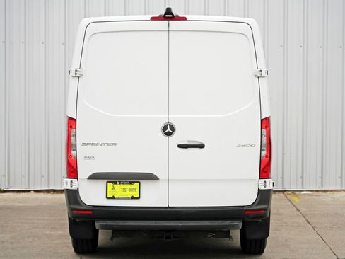 Used 2021 Mercedes-Benz Sprinter 2500 w/ Driver Convenience Package image 34