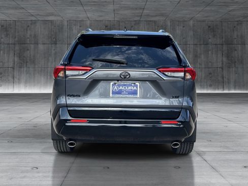 Used 2025 Toyota RAV4 XSE AWD/4WD image 4