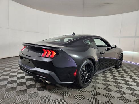 Used 2025 Ford Mustang GT Premium image 7