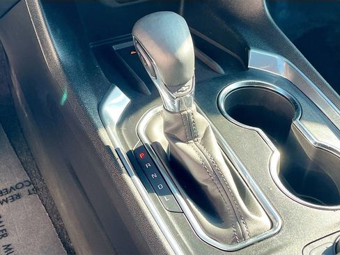 Used 2023 Chevrolet Traverse LT w/ LPO, Floor Liner Package image 17