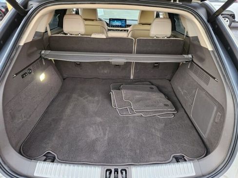 Used 2021 Lincoln Nautilus Reserve w/ Equipment Group 201A image 11