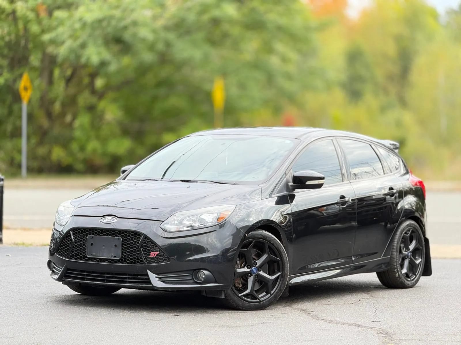 Used 2014 Ford Focus ST w/ Equipment Group 202A FWD image 2