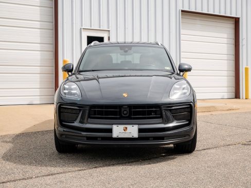 Used 2024 Porsche Macan S image 12