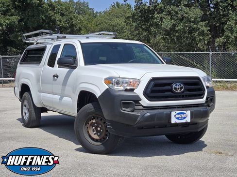 Used 2020 Toyota Tacoma SR RWD image 1
