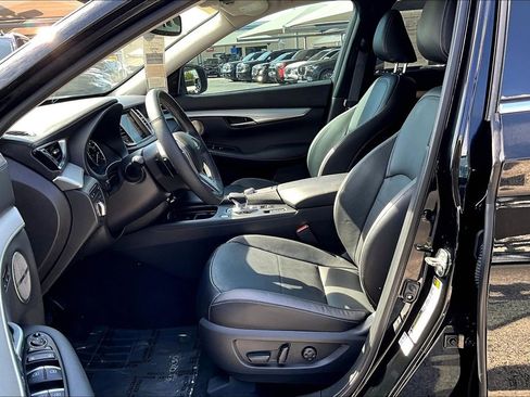 Certified 2022 INFINITI QX50 Essential image 38