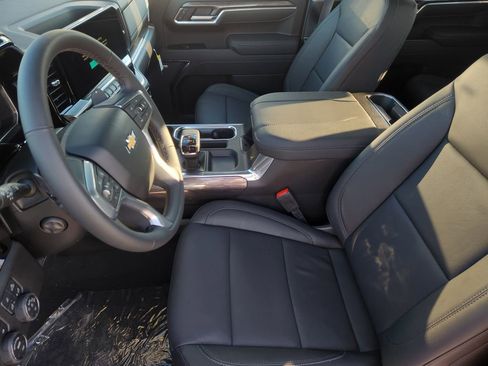 New 2026 Chevrolet Silverado 1500 LTZ w/ Z71 Off-Road Package image 14