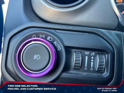 Used 2022 Jeep Wrangler Sport AWD/4WD image 16