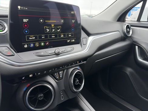 Used 2023 Chevrolet Blazer LT w/ Convenience Package image 23