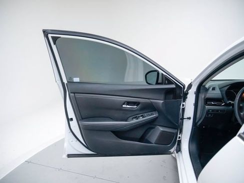 Used 2020 Nissan Sentra SV FWD image 22