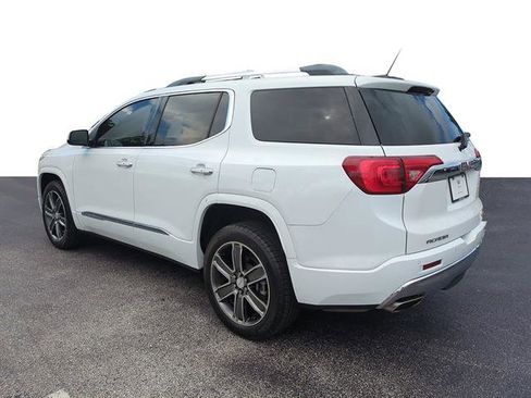 Used 2019 GMC Acadia Denali image 23