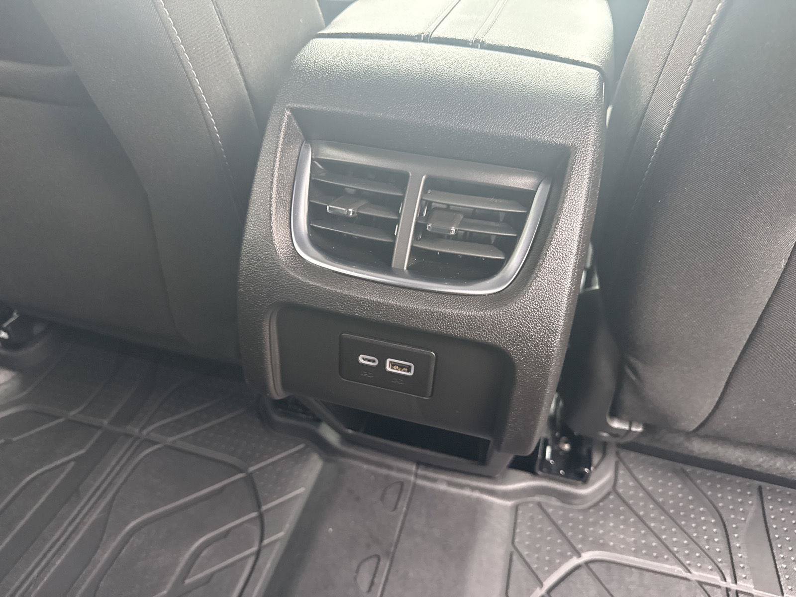 Used 2025 Chevrolet Blazer LT w/ LPO, Floor Liner Package FWD image 15