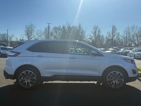 Used 2016 Ford Edge Titanium w/ Equipment Group 302A image 6
