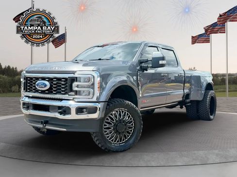 Used 2023 Ford F450 Lariat w/ Lariat Ultimate Package AWD/4WD image 1