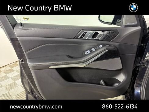 Used 2023 BMW X7 xDrive40i w/ M Sport Package AWD/4WD image 12