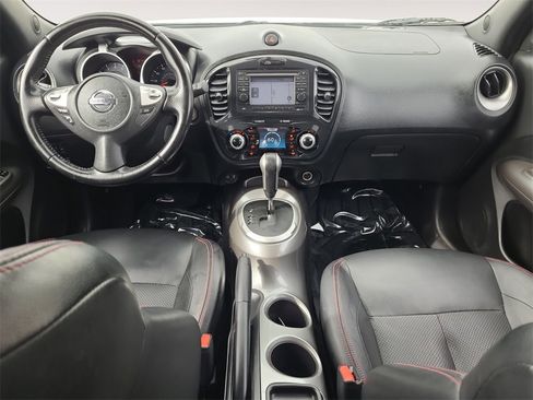 Used 2012 Nissan Juke SL image 10
