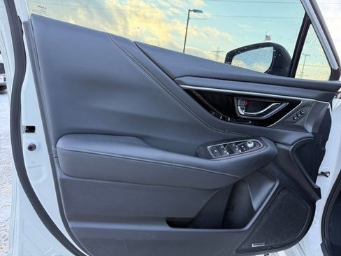 Used 2022 Subaru Legacy Limited image 31