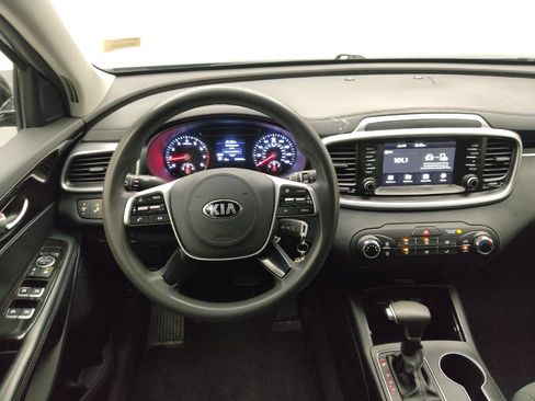 Used 2020 Kia Sorento LX AWD/4WD image 22