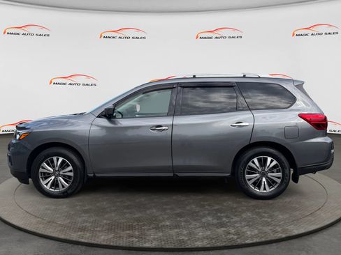 Used 2017 Nissan Pathfinder SL AWD/4WD image 7