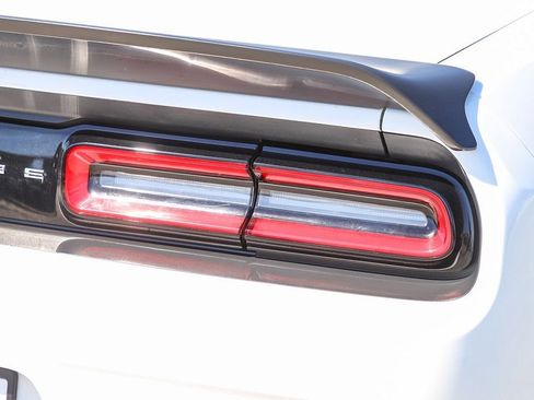 Used 2022 Dodge Challenger SRT Hellcat Redeye image 9