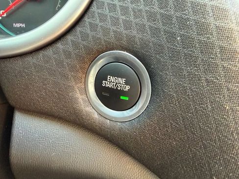 Used 2020 Chevrolet Malibu LS FWD image 22