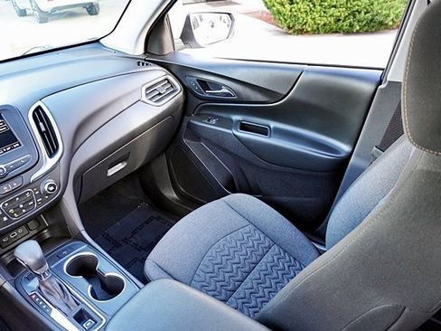 Used 2024 Chevrolet Equinox LT image 22