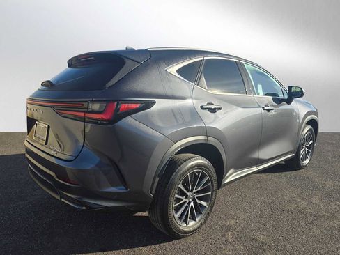 Used 2023 Lexus NX 250 AWD image 3